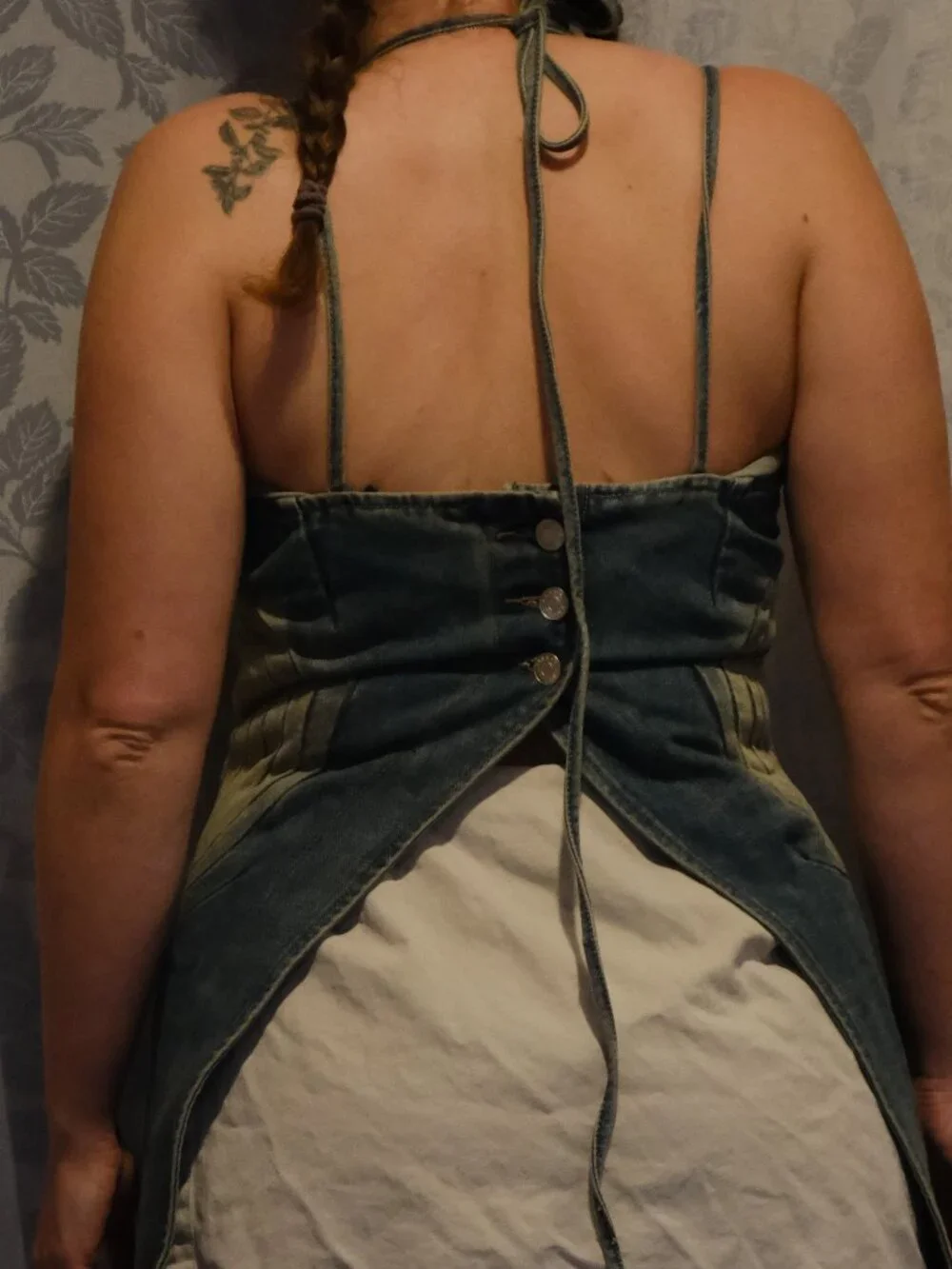 AKIRA Jean Denim Art Top Slimming Cutout Waist Circle Detail Long Panel - Picture 7 of 8